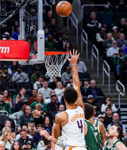 NBA球员在世界比赛中完胜所有对手