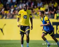 弗赖堡主场难求胜绩，血战正千里