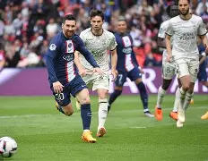 里昂丢失关键分数,积分榜上被逼至瓮底 里昂丢失关键分数,积分榜上被逼至瓮底