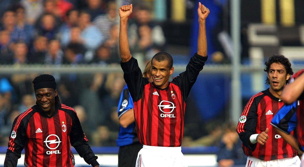 关于巴西传奇球星在国际赛场闪耀的信息 关于巴西传奇球星在国际赛场闪耀的信息