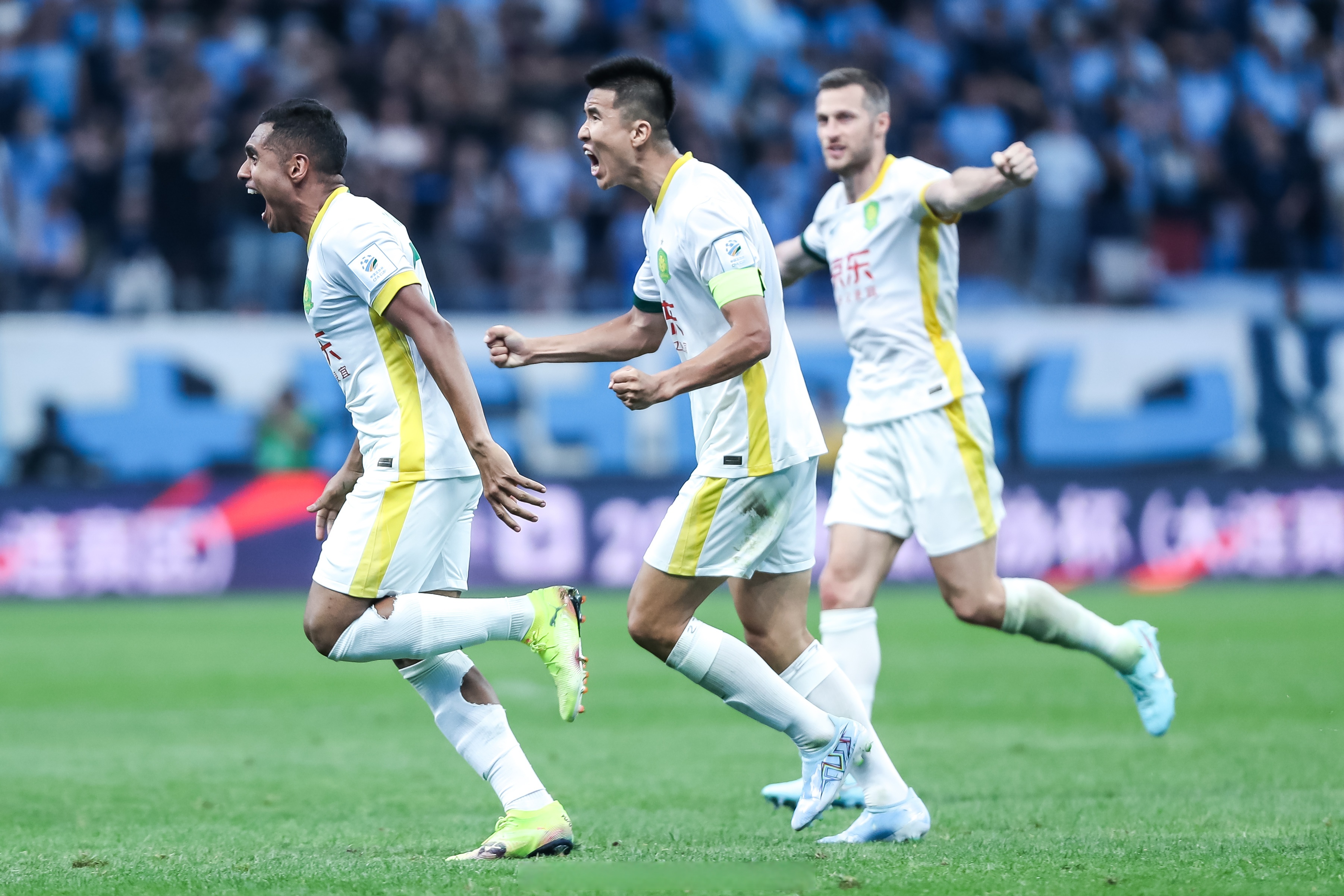 天津天海连胜江苏苏宁,晋级足协杯半决赛 天津天海连胜江苏苏宁,晋级足协杯半决赛