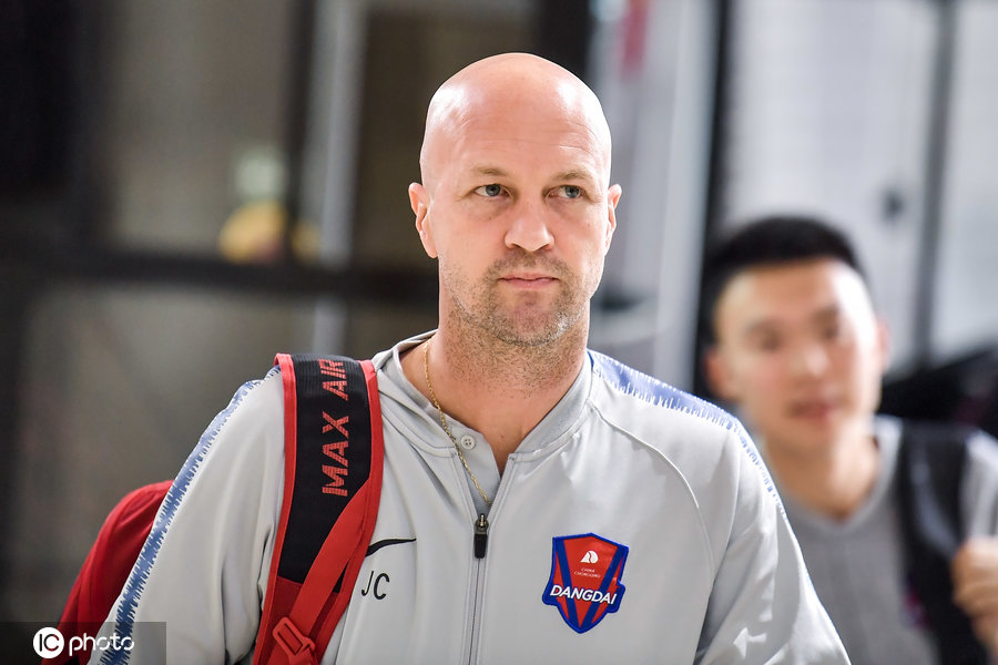 重庆斯威被压制失利，需要总结反思以找出问题