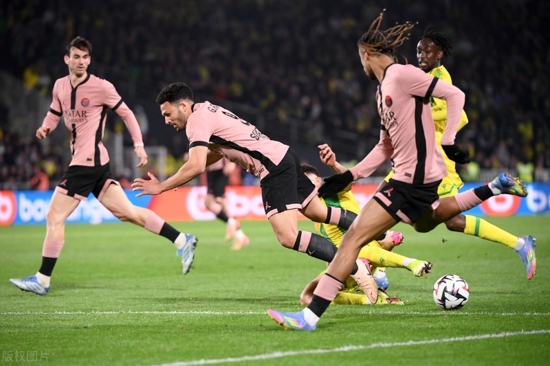 阿森纳主场胜出,双前锋联手破门力克对手 阿森纳主场胜出,双前锋联手破门力克对手