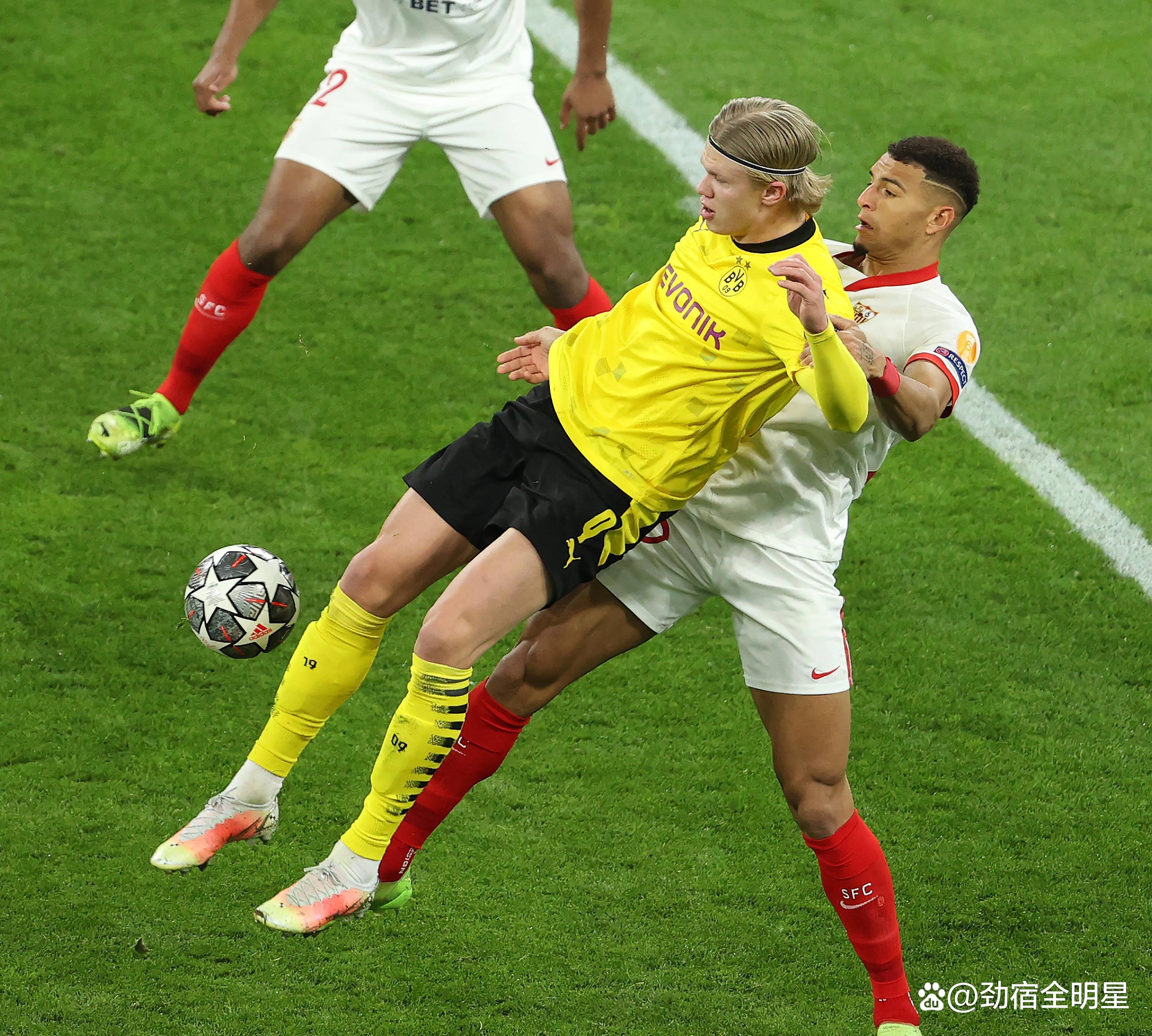 多特蒙德险胜阿贾克斯，取得胜利