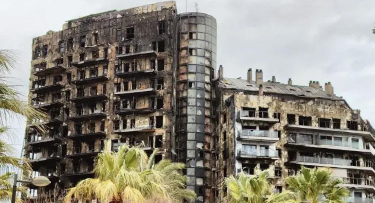 瓦伦西亚客场大败，遭遇重创