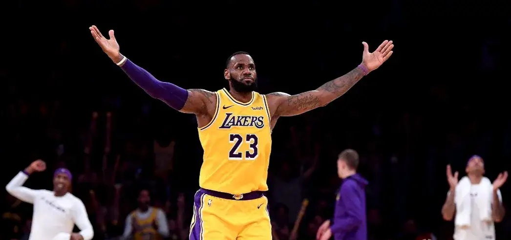 雄鹿凯尔特人注意！詹姆斯复出的简单介绍