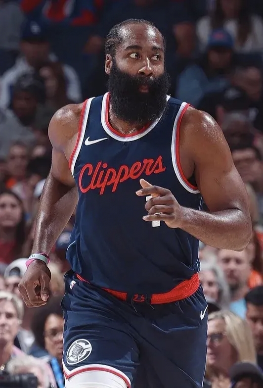 火箭不敌山猫，哈登命中率不佳