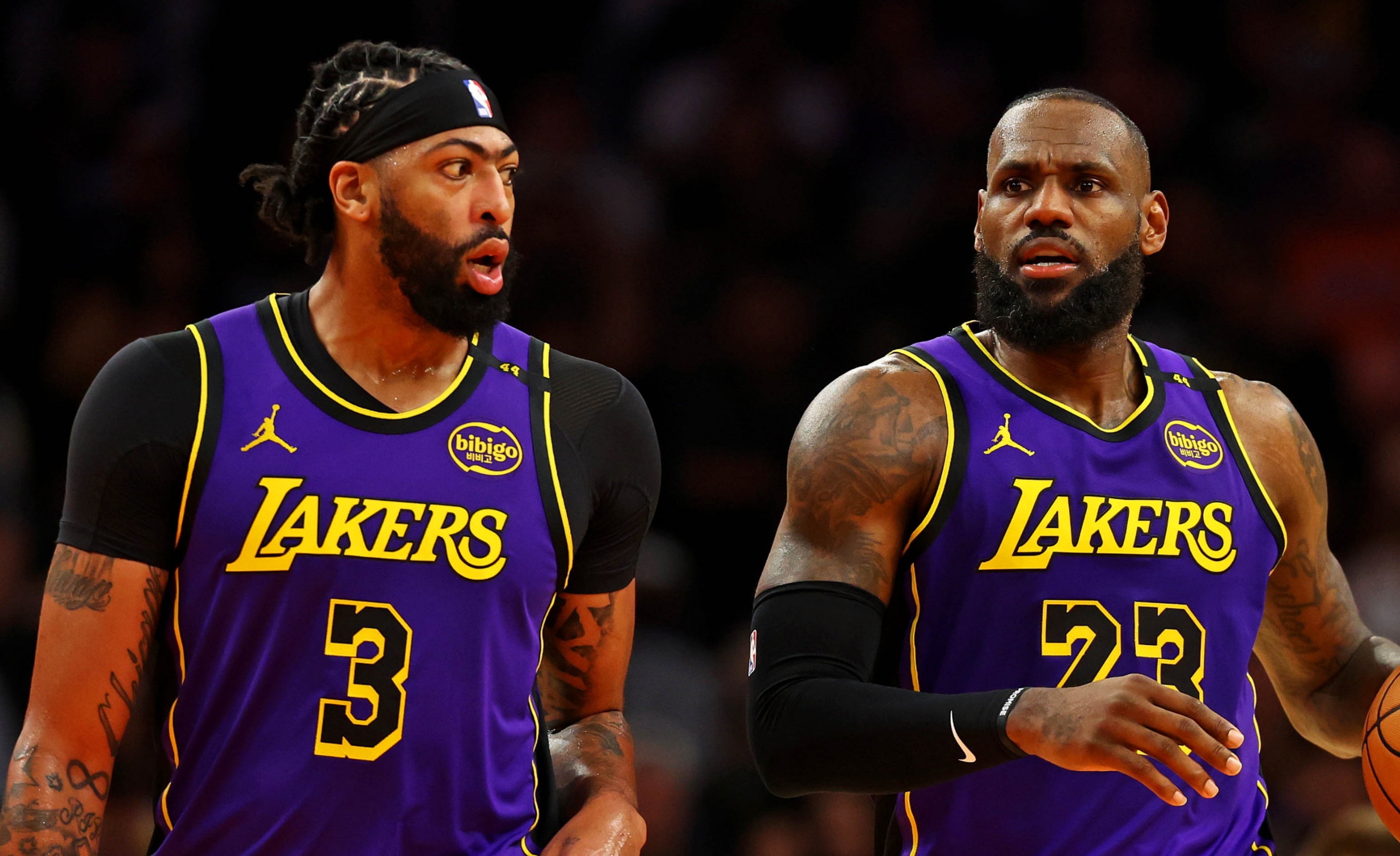 湖人主场大胜魔术，继续保持不败