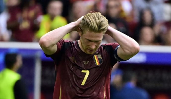 法国3-1击败比利时晋级欧洲杯决赛