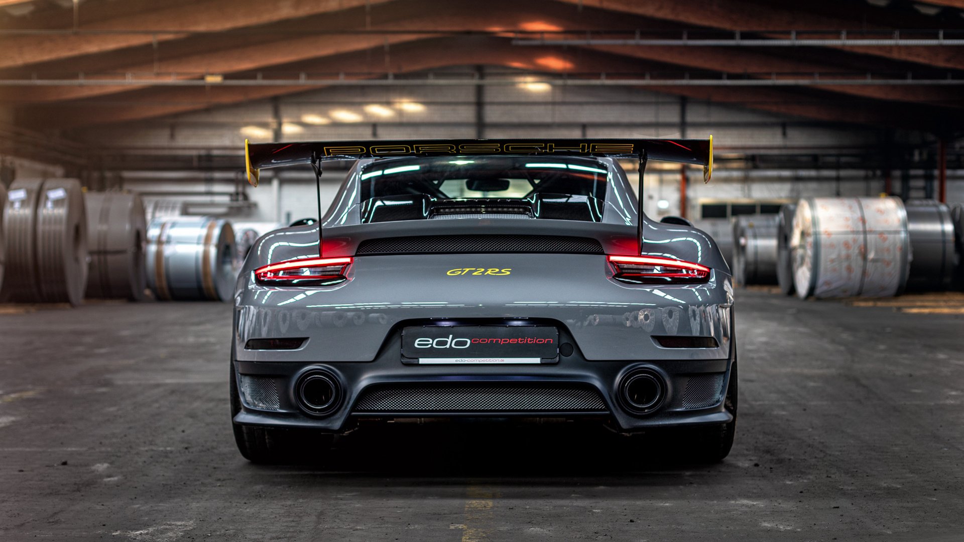 布克太阳耀斑时刻，全面数据爆炸照亮步行者之夜